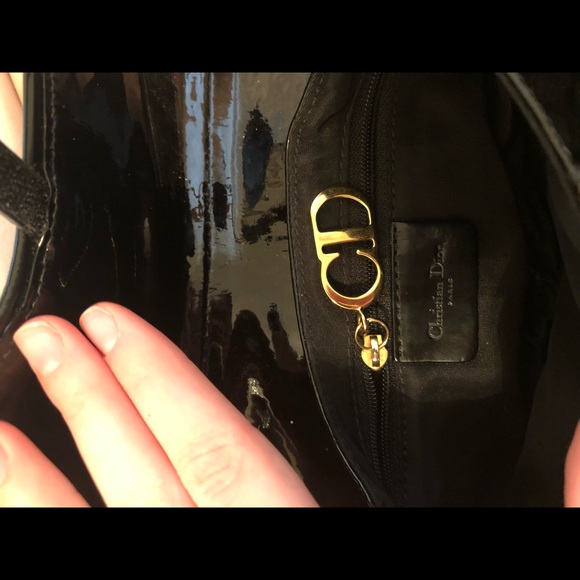 Mini Saddle Bag in Patent Leather - Picture 3 of 6